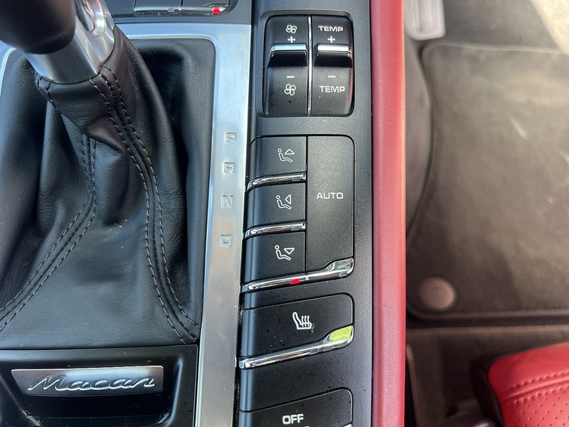Porsche Macan Turbo Pdk - U12586