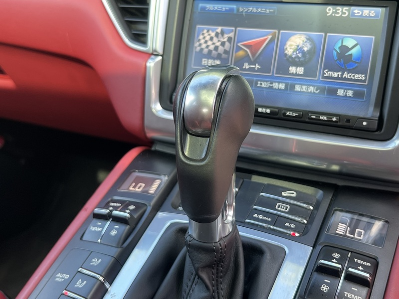 Porsche Macan Turbo Pdk - U12586
