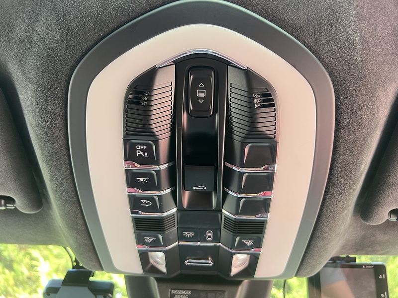 Porsche Macan Turbo Pdk - U12586