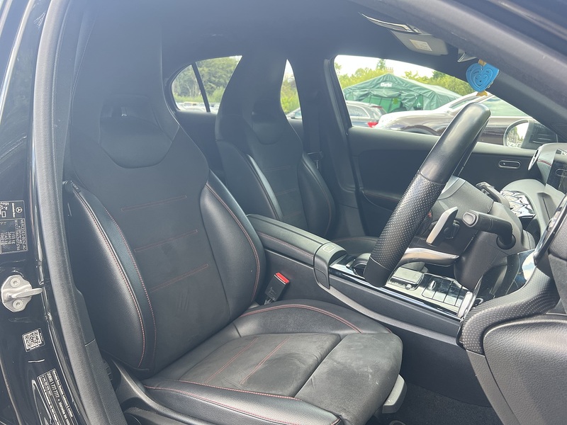 Mercedes-Benz A Class A250e AMG Line - U12589