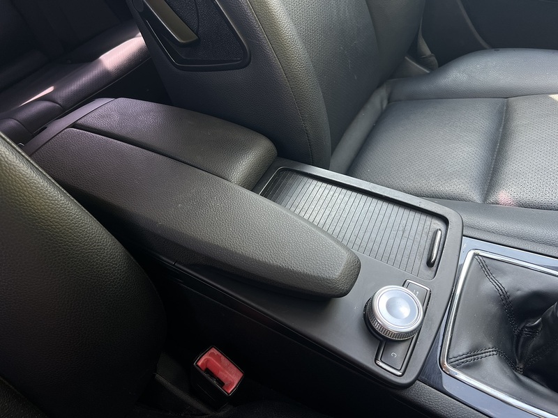 Mercedes-Benz C Class C180K BlueEfficiency Executive SE - U12591