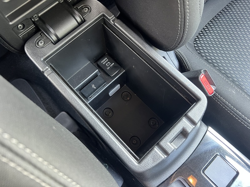 Mitsubishi Outlander DI-D 3 - U12592