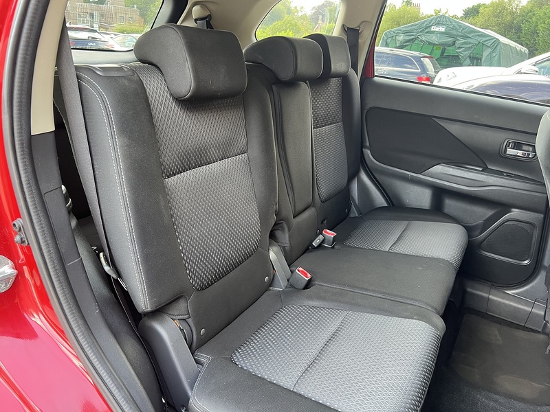 Mitsubishi Outlander DI-D 3 - U12592