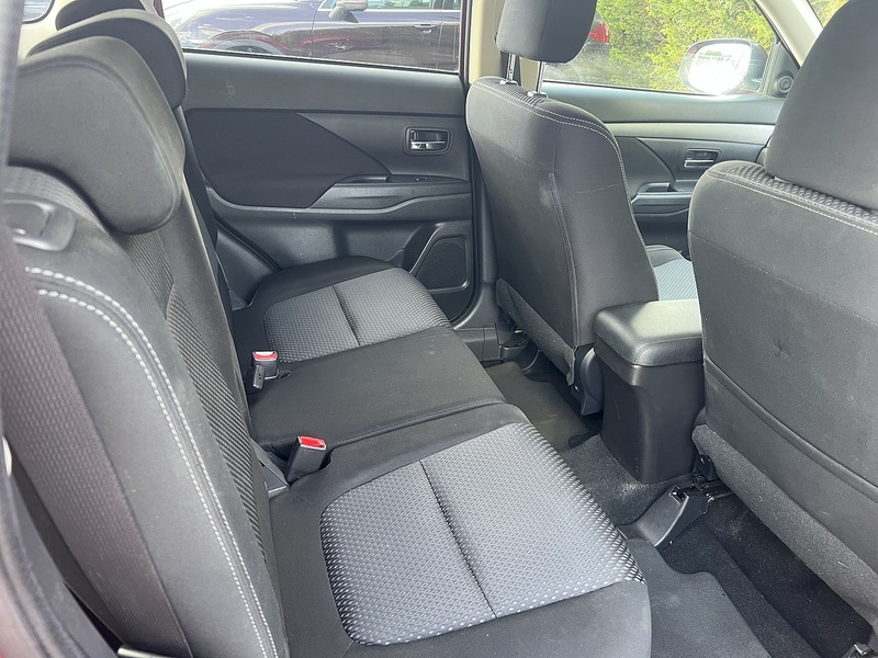 Mitsubishi Outlander DI-D 3 - U12592