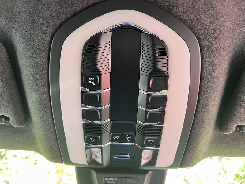 Porsche Macan Turbo Pdk - U12594