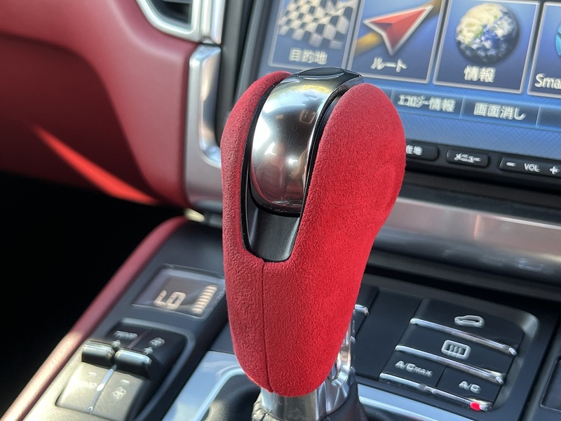 Porsche Macan Turbo Pdk - U12594