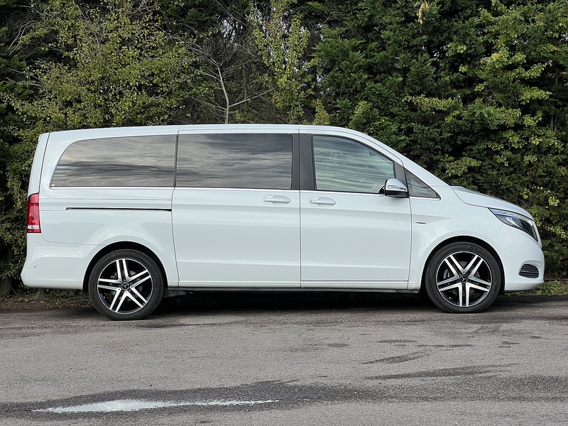 Mercedes-Benz V-Class V220D Avantgarde L - U12596