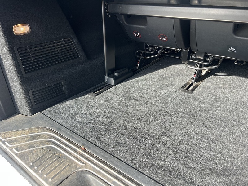 Mercedes-Benz V-Class V220D Avantgarde L - U12596