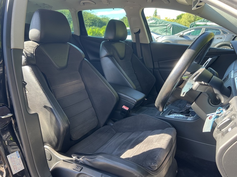Volkswagen Passat R36 Tsi 4Motion Dsg - U12598