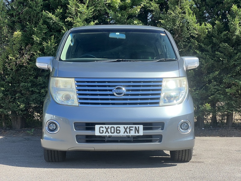 Nissan ELGRAND 350HIGHWAY STAR  - U12602