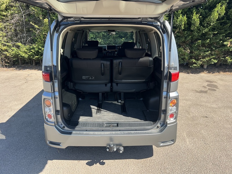 Nissan ELGRAND 350HIGHWAY STAR  - U12602