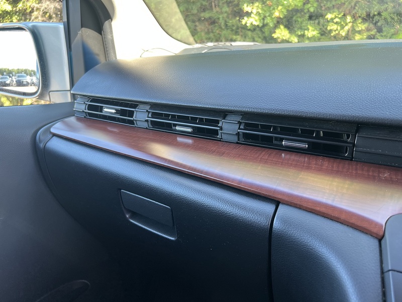 Nissan ELGRAND 350HIGHWAY STAR  - U12602