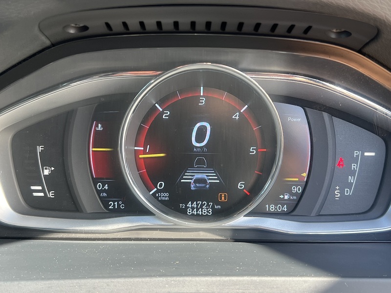 Volvo V60 D4 Cross Country Se Nav - U12604