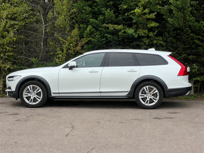 Volvo V90 T5 Cross Country Awd Momentum - U12607