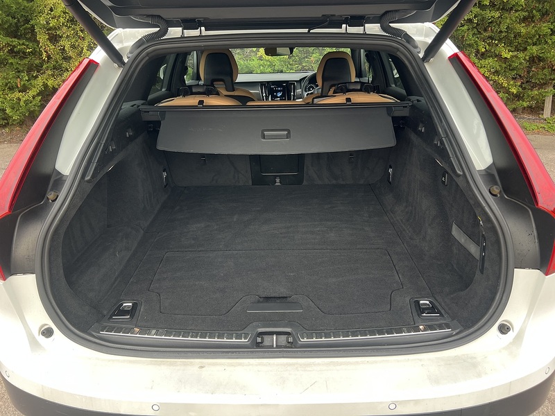 Volvo V90 T5 Cross Country Awd Momentum - U12607