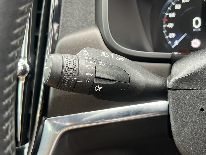 Volvo V90 T5 Cross Country Awd Momentum - U12607