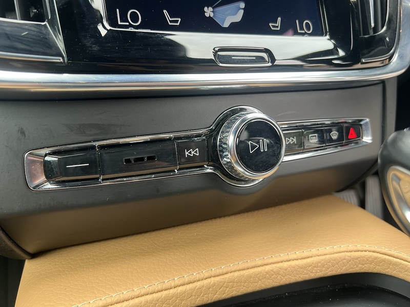Volvo V90 T5 Cross Country Awd Momentum - U12607