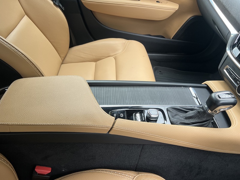 Volvo V90 T5 Cross Country Awd Momentum - U12607