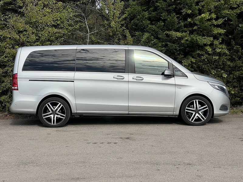 Mercedes-Benz V-Class V220 Avantgarde L - U12608