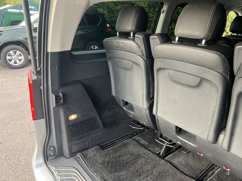 Mercedes-Benz V-Class V220 Avantgarde L - U12608