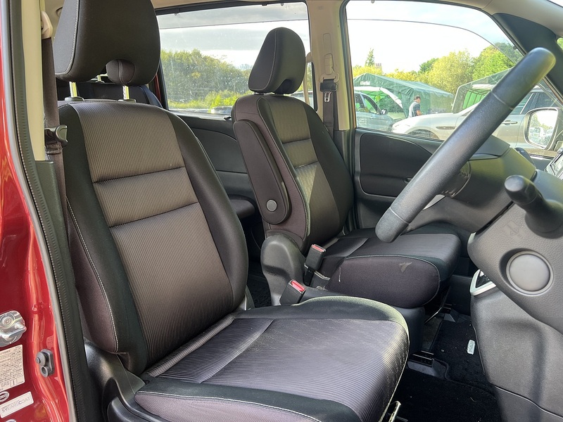 Nissan Serena HIGHWAY STAR S-HYBRID - U12609