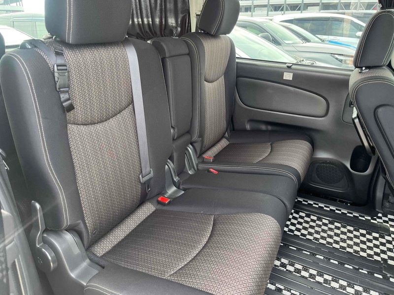 Nissan Serena HIGHWAY STAR V SELECTION +SAFETY II S-HYBRID - U12610