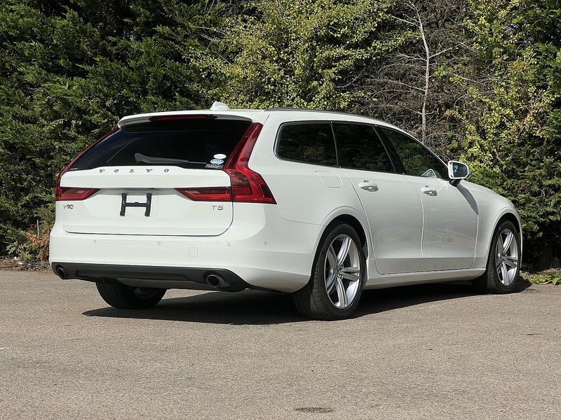 Volvo V90 T5 Momentum - U12612