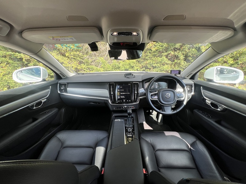 Volvo V90 T5 Momentum - U12612