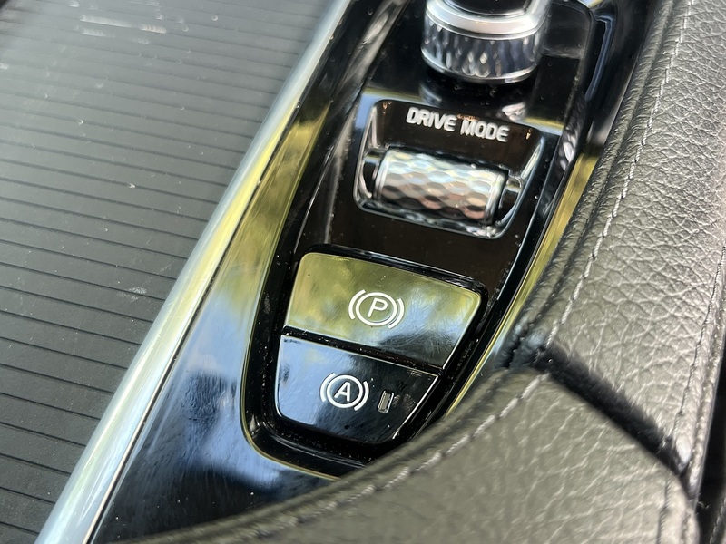 Volvo V90 T5 Momentum - U12612