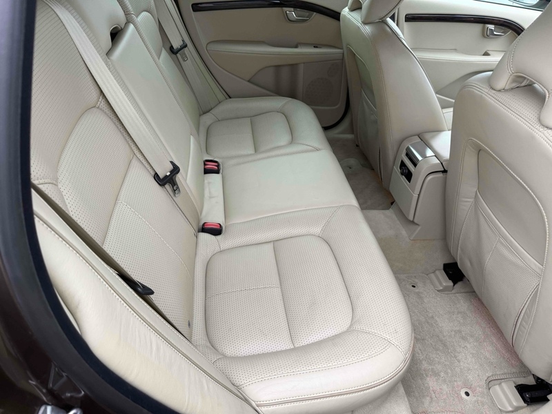 Volvo V70 T4 Classic - U12614