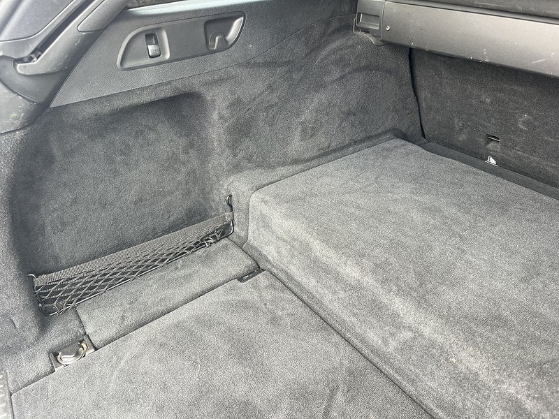 Mercedes-Benz E Class E300de AMG Line - U12618