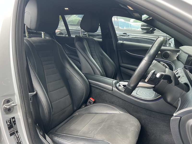 Mercedes-Benz E Class E300de AMG Line - U12618