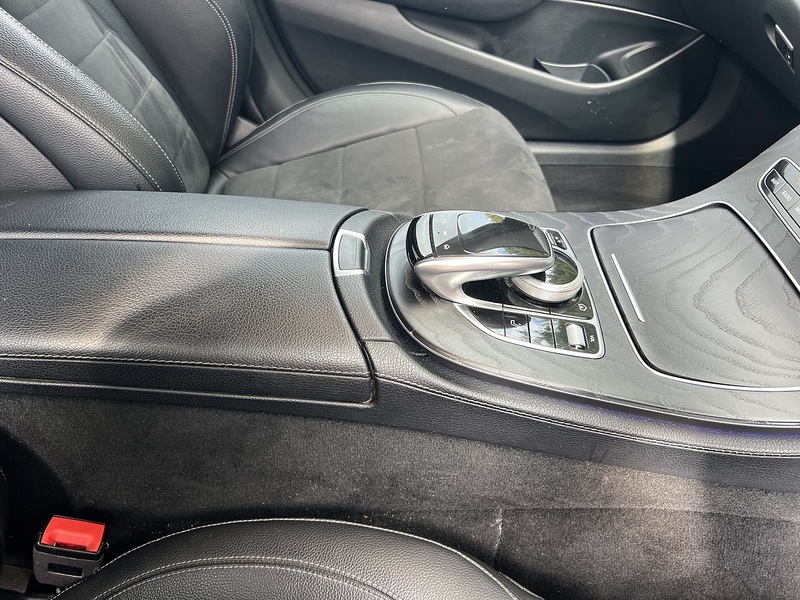 Mercedes-Benz E Class E300de AMG Line - U12618