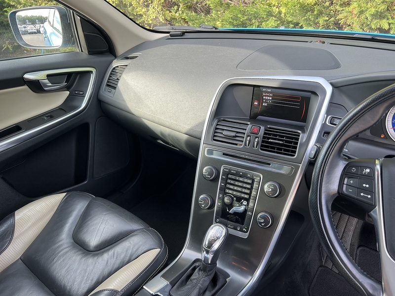 Volvo Xc60 T5 R-Design Awd - U12619