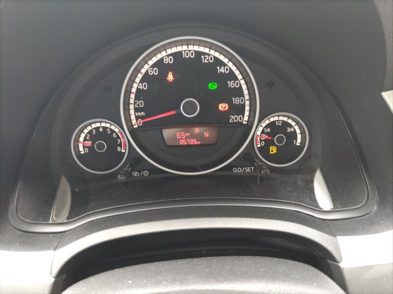 Volkswagen Up High Up - U12621