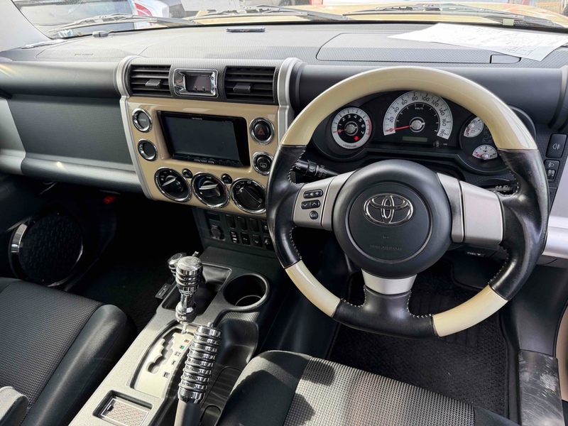 Toyota FJ Cruiser Base Grade - U12622