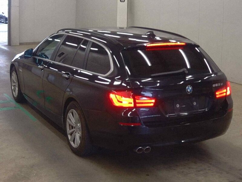 BMW 5 Series 523D Blue Performance Touring - U12624