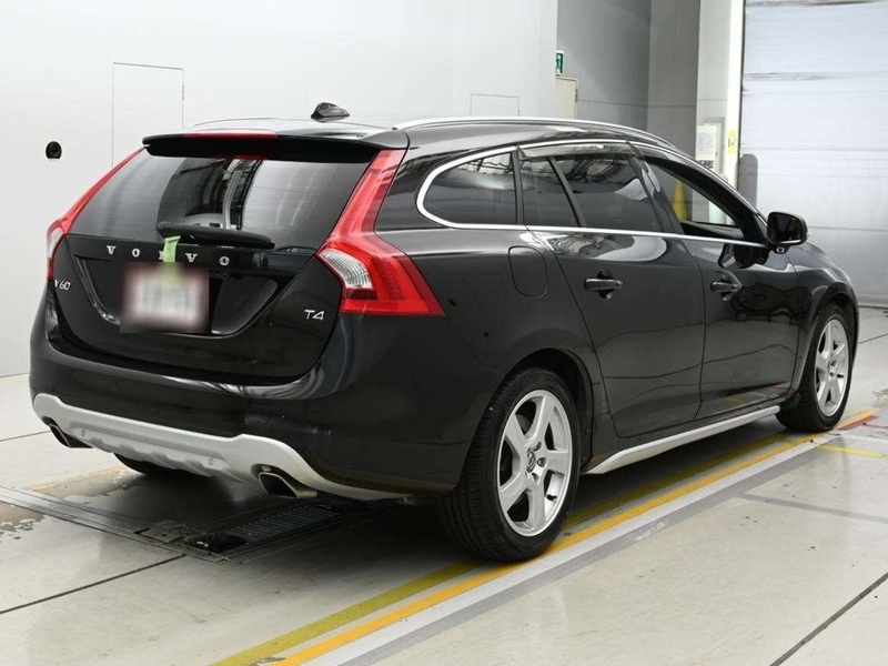 Volvo V60 T4 Scandinavian Limited - U12626