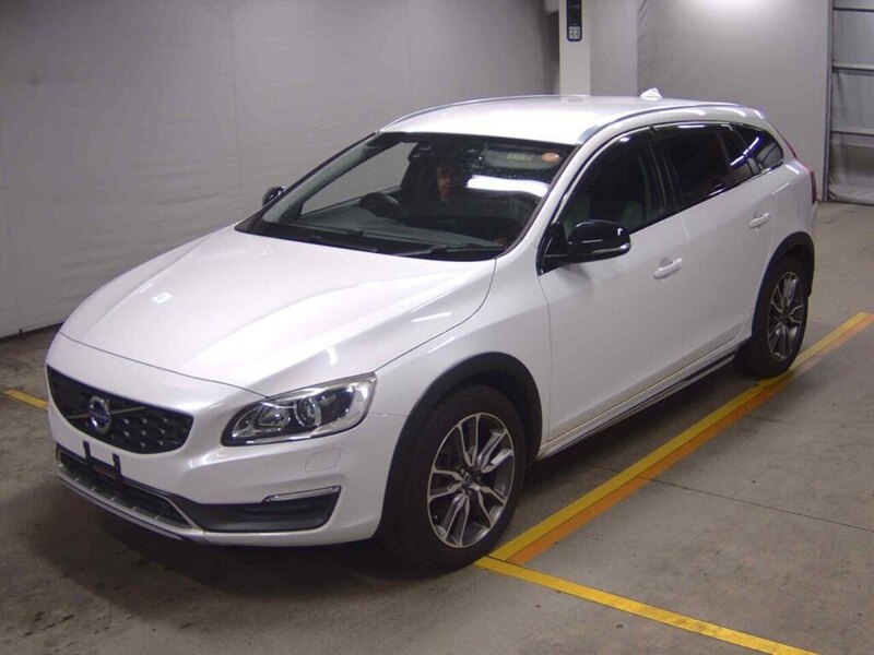 Volvo V60 D4 Cross Country Se - U12628