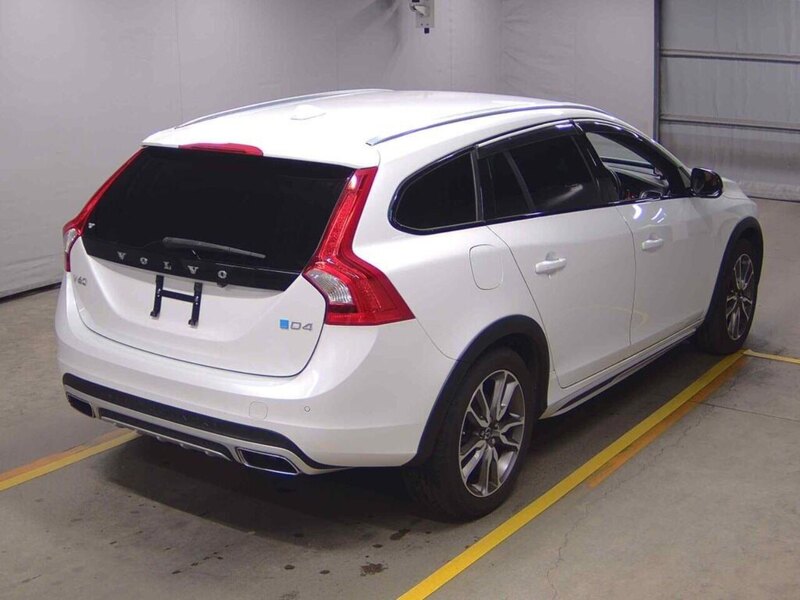 Volvo V60 D4 Cross Country Se - U12628