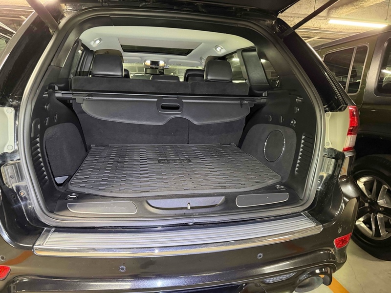 Jeep Grand Cherokee Srt8 - U12633