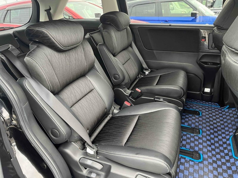 Honda Odyssey Hybrid Absolute Honda Sensing EX Package - U12634