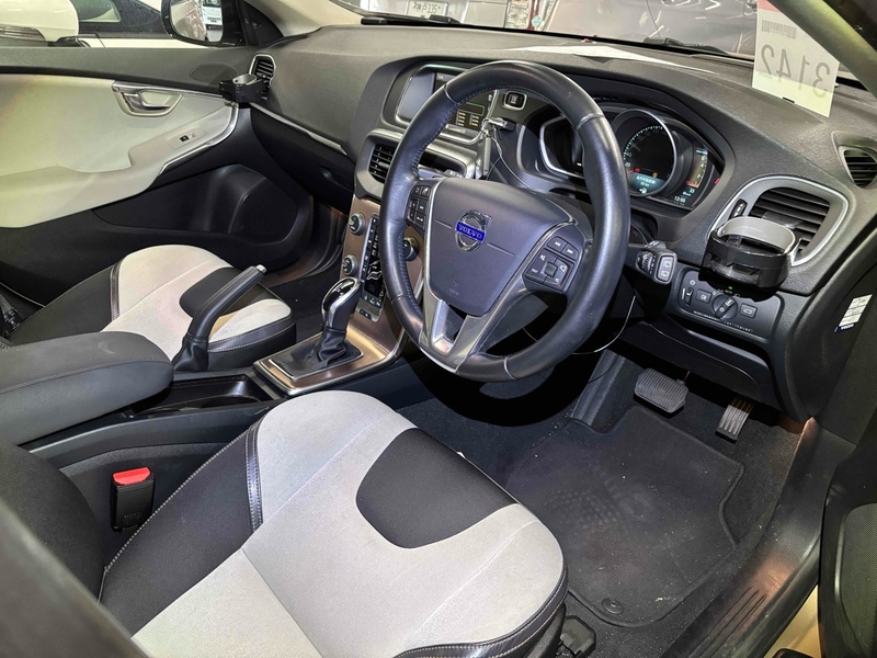 Volvo V40 T5 Cross Country Awd - U12639