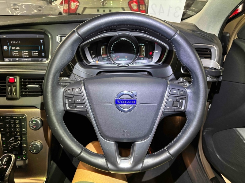 Volvo V40 T5 Cross Country Awd - U12639
