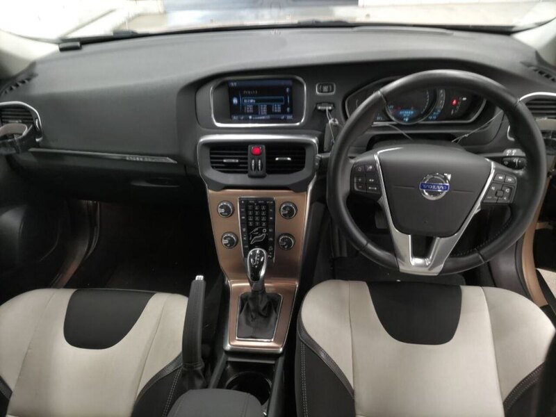 Volvo V40 T5 Cross Country Awd - U12639