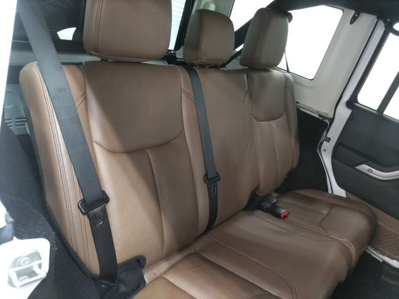Jeep Wrangler Sahara Unlimited - U12643