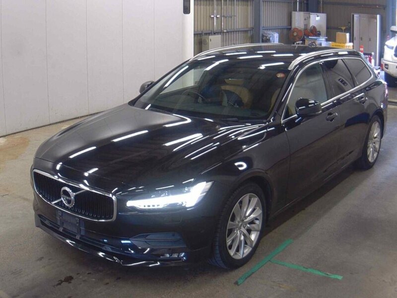 Volvo V90 T5 Momentum - U12650