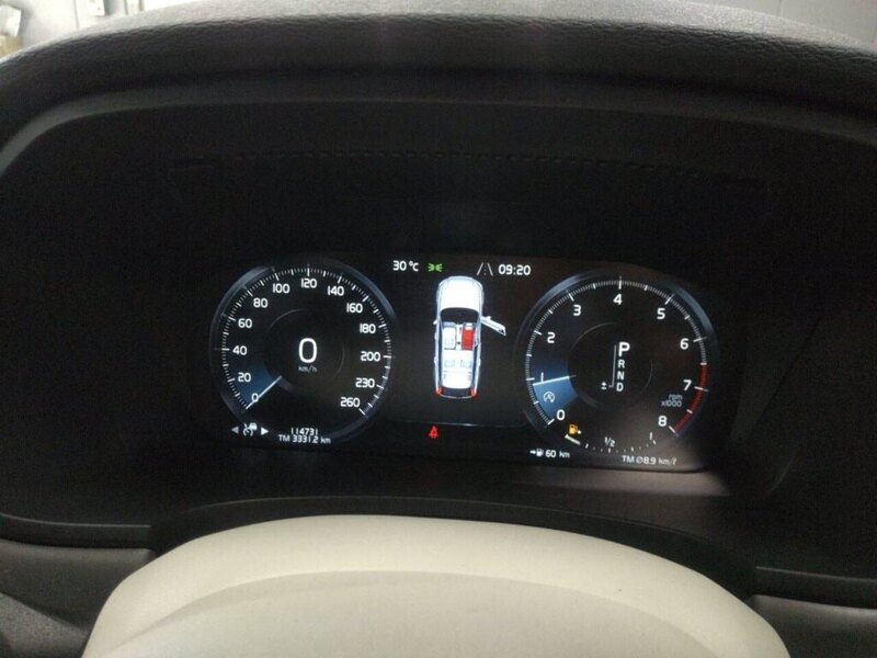 Volvo V90 T5 Momentum - U12667