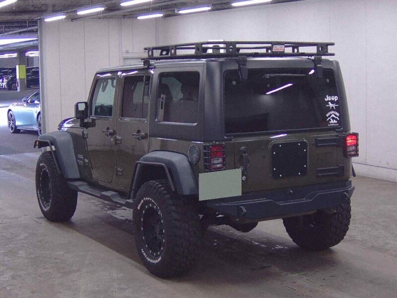 Jeep Wrangler Sahara Unlimited - U12668
