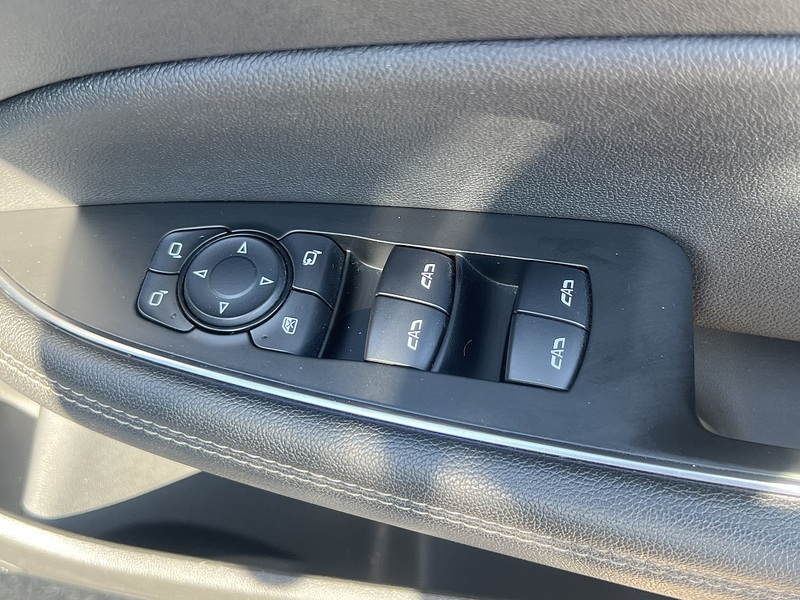 Vauxhall Insignia i Turbo SRi VX Line Nav - U12670
